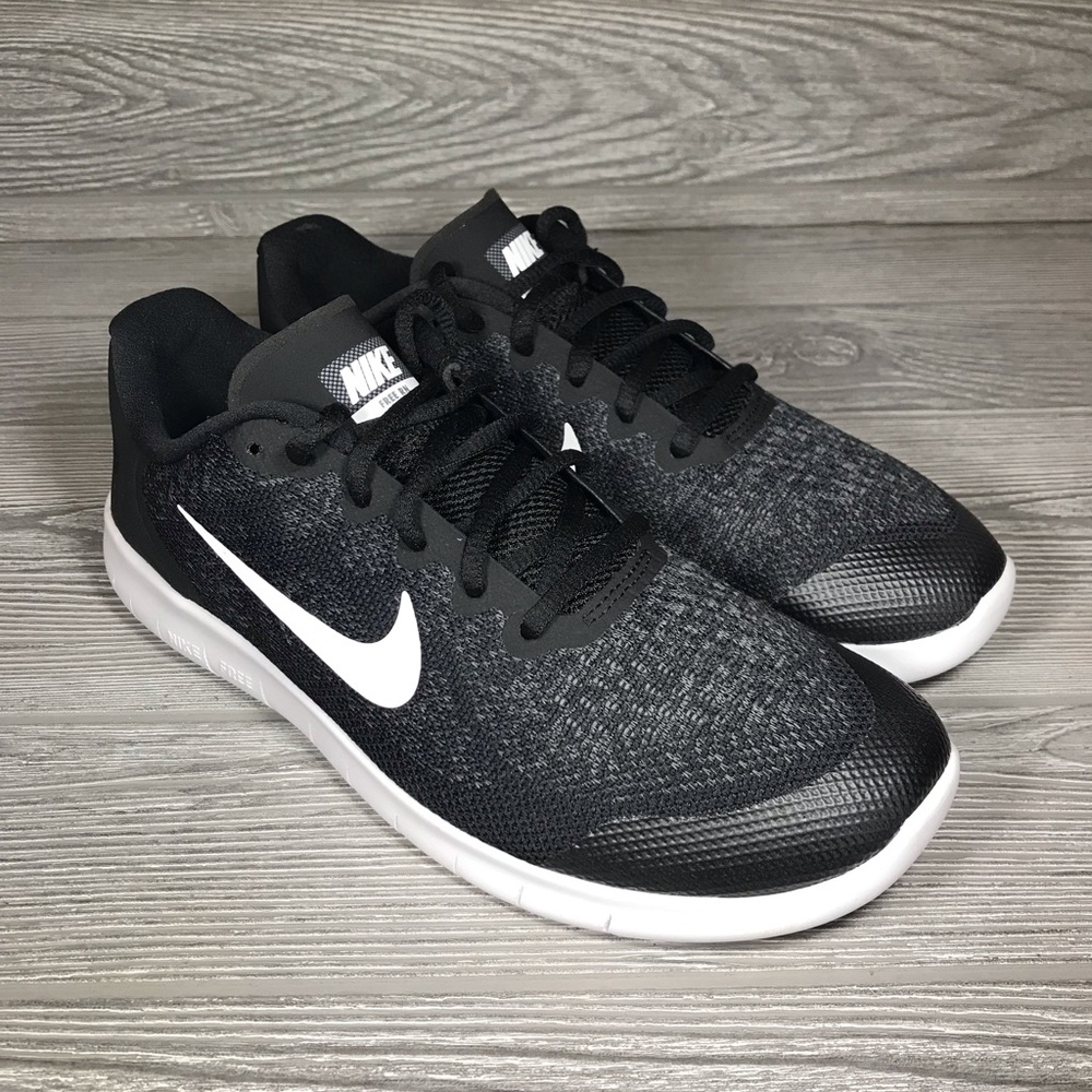 NEW Nike Free Rn 2017 - Size 8.5